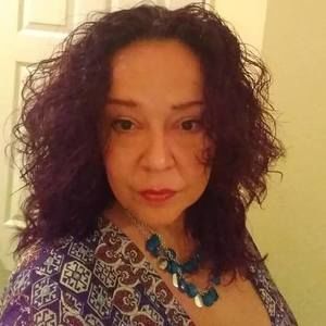 Meet your Posher, Nina